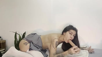 Preview sloppy deepthroat with tears all the way inside