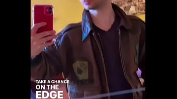 Let me take you back from the 80’s #leather #gayleather #leathergay #avirex #vintage #meninleather #leatherman #leath