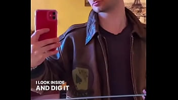 Let me take you back from the 80’s #leather #gayleather #leathergay #avirex #vintage #meninleather #leatherman #leath