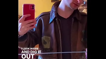 Let me take you back from the 80’s #leather #gayleather #leathergay #avirex #vintage #meninleather #leatherman #leath