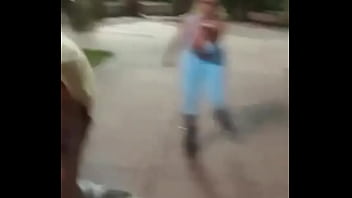 A última vez que tinha andado de patins eu tinha até que andei bem né kkkk foi incrível