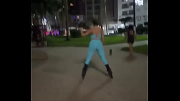 A última vez que tinha andado de patins eu tinha até que andei bem né kkkk foi incrível A última vez que tinha andado de patins eu tinha até que andei bem né kkkk foi incrível