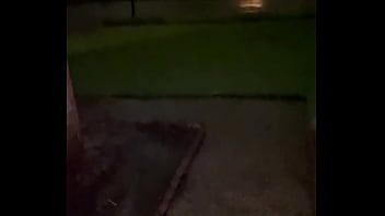 It’s raining and im cumming