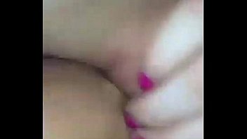 Hasta Le Escurre Teen Masturbate thumbnail