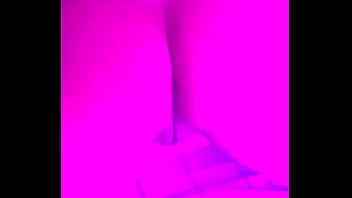 Alinne casada rebolando querendo rola