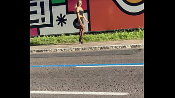 Jacqueline oficial linda nas ruas Jacqueline oficial linda nas ruas