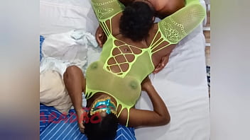 Puta gozando na minha boca