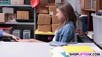 This lp officer is a teen shoplifter expert