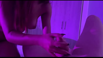 Mi hermanastro me da mi regalo de acción de gracias