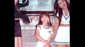 Canadian kpop idol hot dance