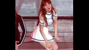 Canadian kpop idol hot dance