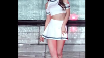 Canadian kpop idol hot dance