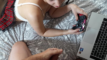 Babysitter just wanted daddy's cock