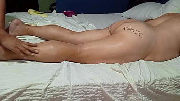 Hot massage for a mature woman until she puts her fingers in her