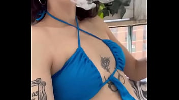 Tesori una buona giornata io oggi girerò delle belle scene tutte per voi così vi renderò felici