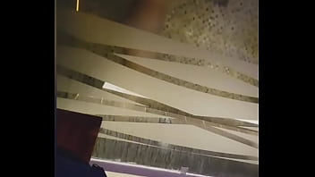 Una nueva víctima se lava bien ese culito para prestarmelo