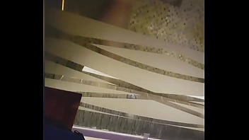 Una nueva víctima se lava bien ese culito para prestarmelo