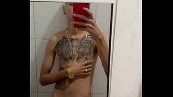 Alguém pra gravar comigo queria uma putinha safada agora