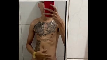 Alguém pra gravar comigo queria uma putinha safada agora