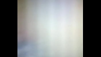 Lola una nena complaciente