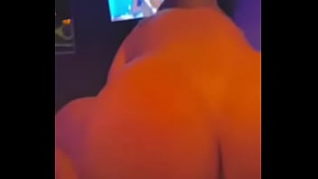 Gravando sem a namorada saber