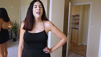 Anna cummings enjoys a sensual creampie with her roommate