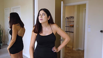 Anna cummings enjoys a sensual creampie with her roommate