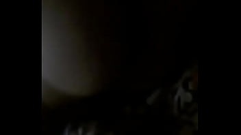 Novinha safada na siririca