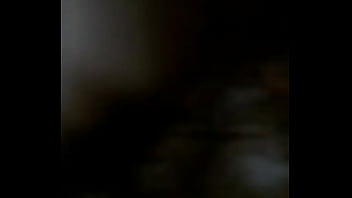 Novinha safada na siririca