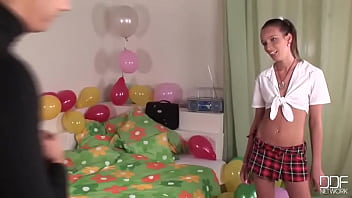 Longtime buddy fucks her face