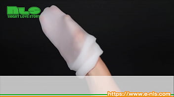 握ってキツさを調節！柔らかいカップが新鮮！