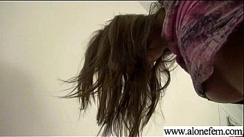 Teen girl kiera put all kind of sex stuff in her wet holes movie 15