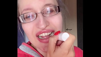 Bimbo giantess with lipstick and banana