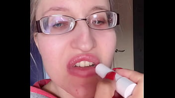 Bimbo giantess with lipstick and banana