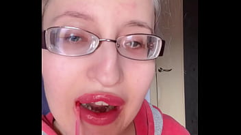 Bimbo giantess with lipstick and banana
