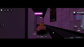 Me folla duro en el baño