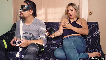 My girlfriend doesnt let me play she rubbed her head on my cock so i fuck her mouth