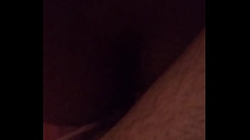 Novinha preta dando o cu