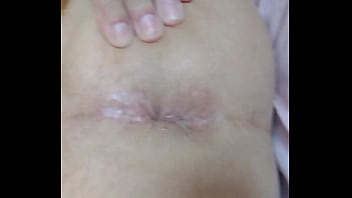 Marido Exibindo Seu Cu Apertado thumbnail