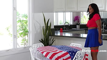 Curvy Ebony Realizes Late That Face Sitting Isnt A Punishment For Step Son thumbnail