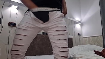 Amatoriale sborrata italiano sega intensa e forte con un cazzo enorme