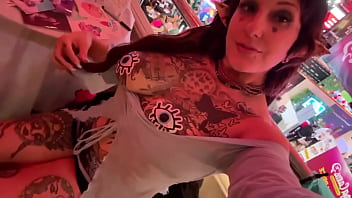 Cum say highhhhh at booth 11 upstairs to left x3social giving out free hugs & autographs