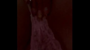 Mira que rica lenceria me regala un fan quieres ver que rico me masturbo