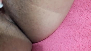 Novinha gostosa se masturbando