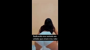 Sou a rabuda de shortinho