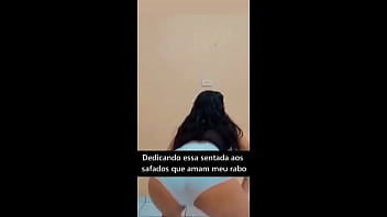 Sou a rabuda de shortinho