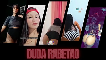 Sou a rabuda de shortinho