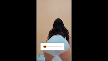 Sou a rabuda de shortinho