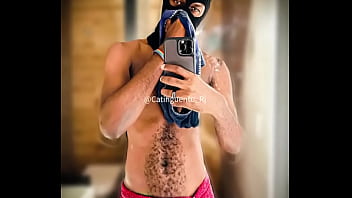 Eu cheirando a minha cueca suada e esporrada em 3d pra vocês #cueca #fetiche #pig