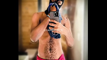 Eu cheirando a minha cueca suada e esporrada em 3d pra vocês #cueca #fetiche #pig